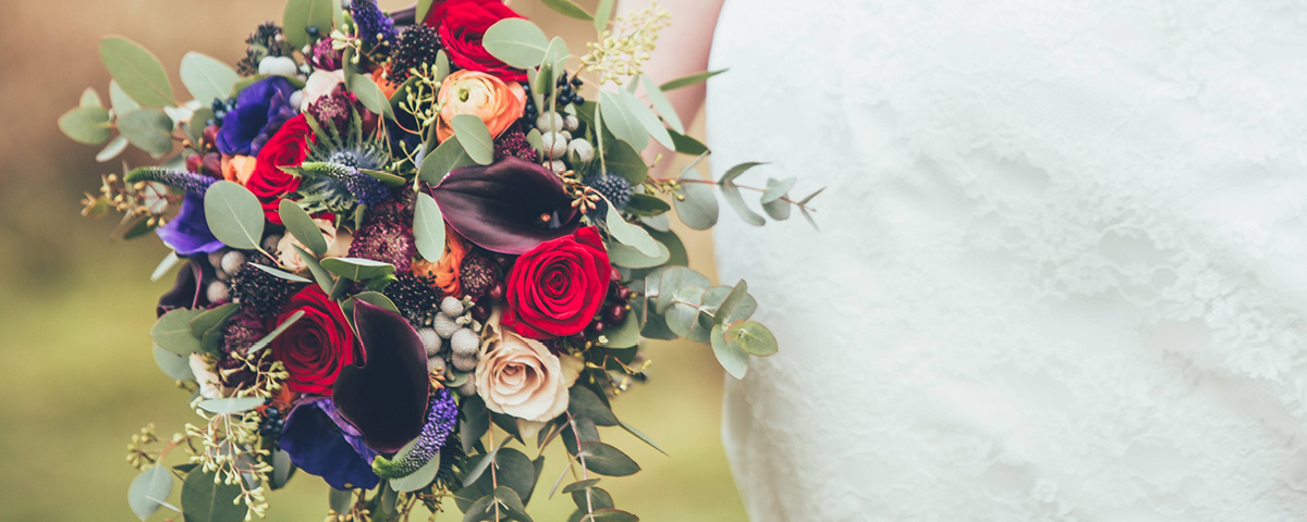 Wedding flowers from Hearts And Flowers in Cardiff